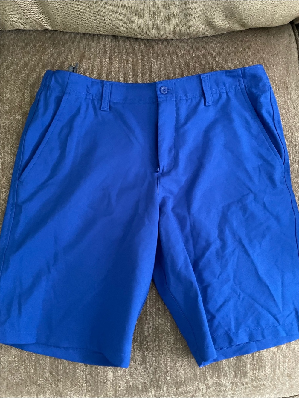 Boys XL Under Armour Blue Golf Performance Shorts